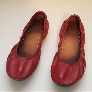 Tieks Red
